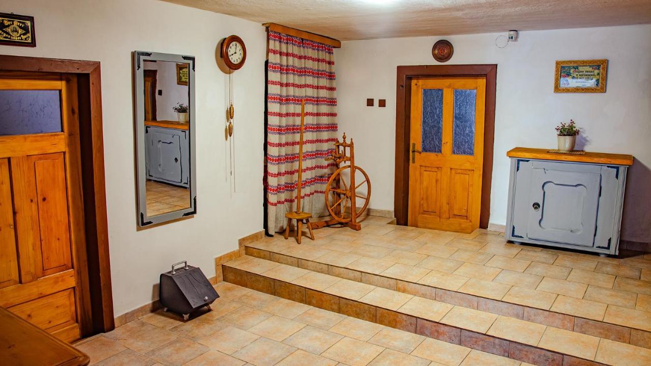 Penzion 1670 Nové Hrady Exteriör bild